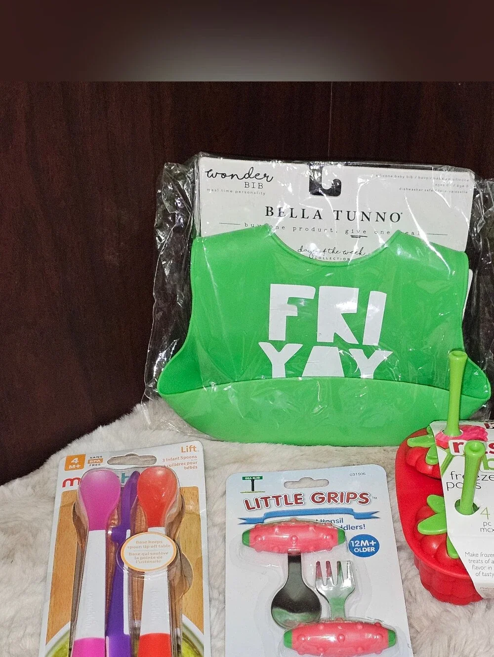 Bella Tunno Green 'Friyay' Silicone Bib, Freeze Pops, & Utensils Lot